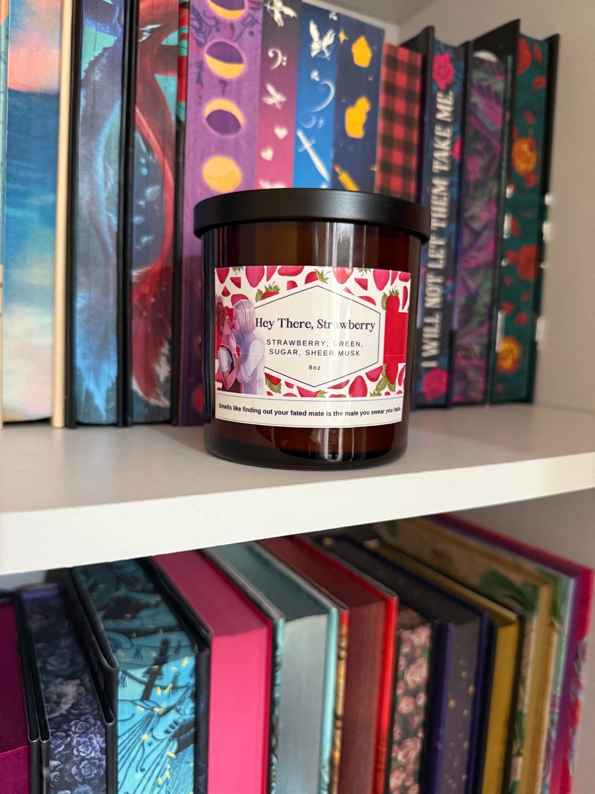 HUNT - Hey There, Strawberry 8oz Candle