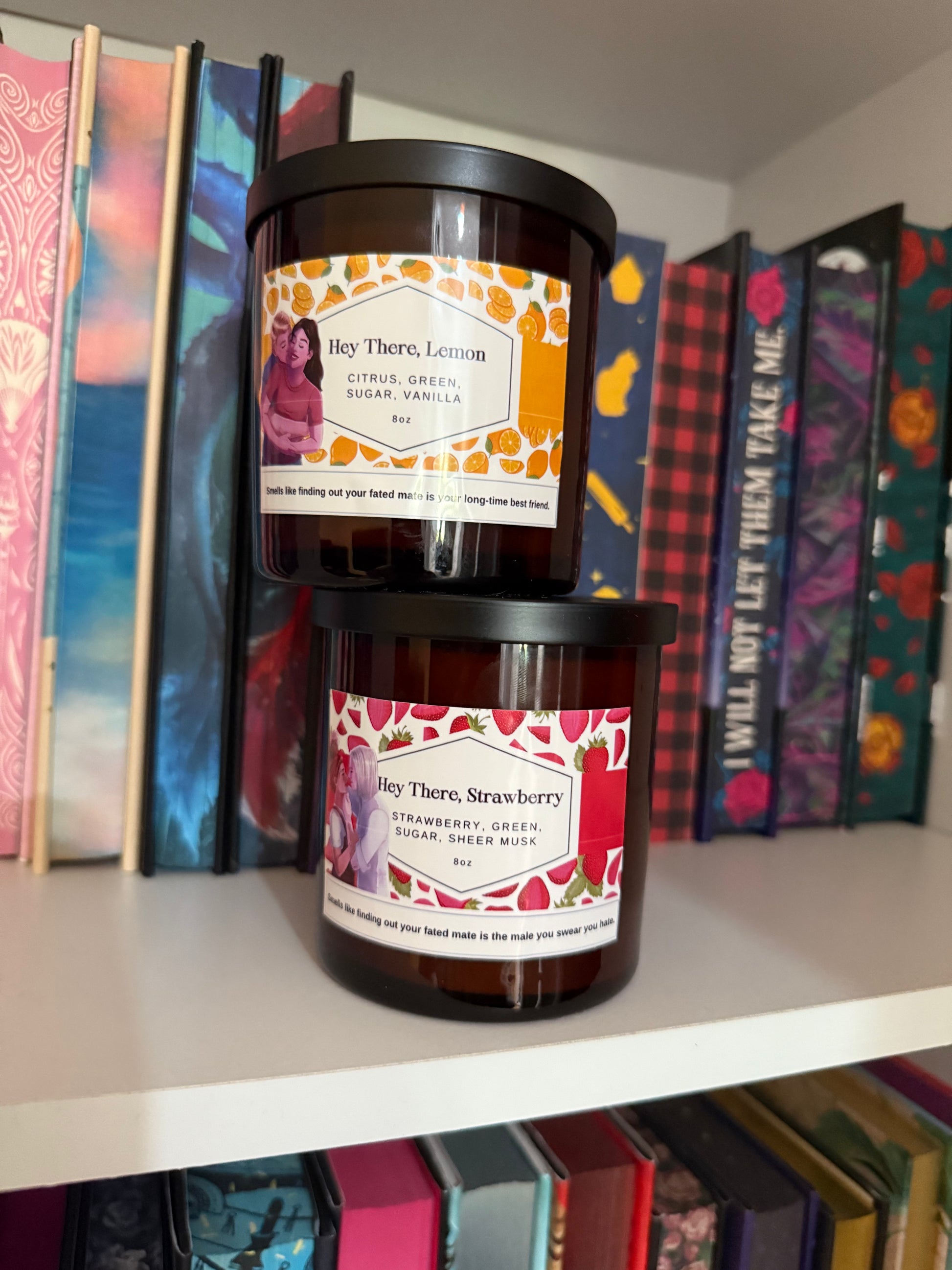 HUNT - Hey There, Strawberry 8oz Candle